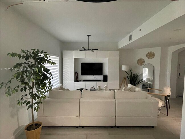 Building Photo - 11605 NW 89th St