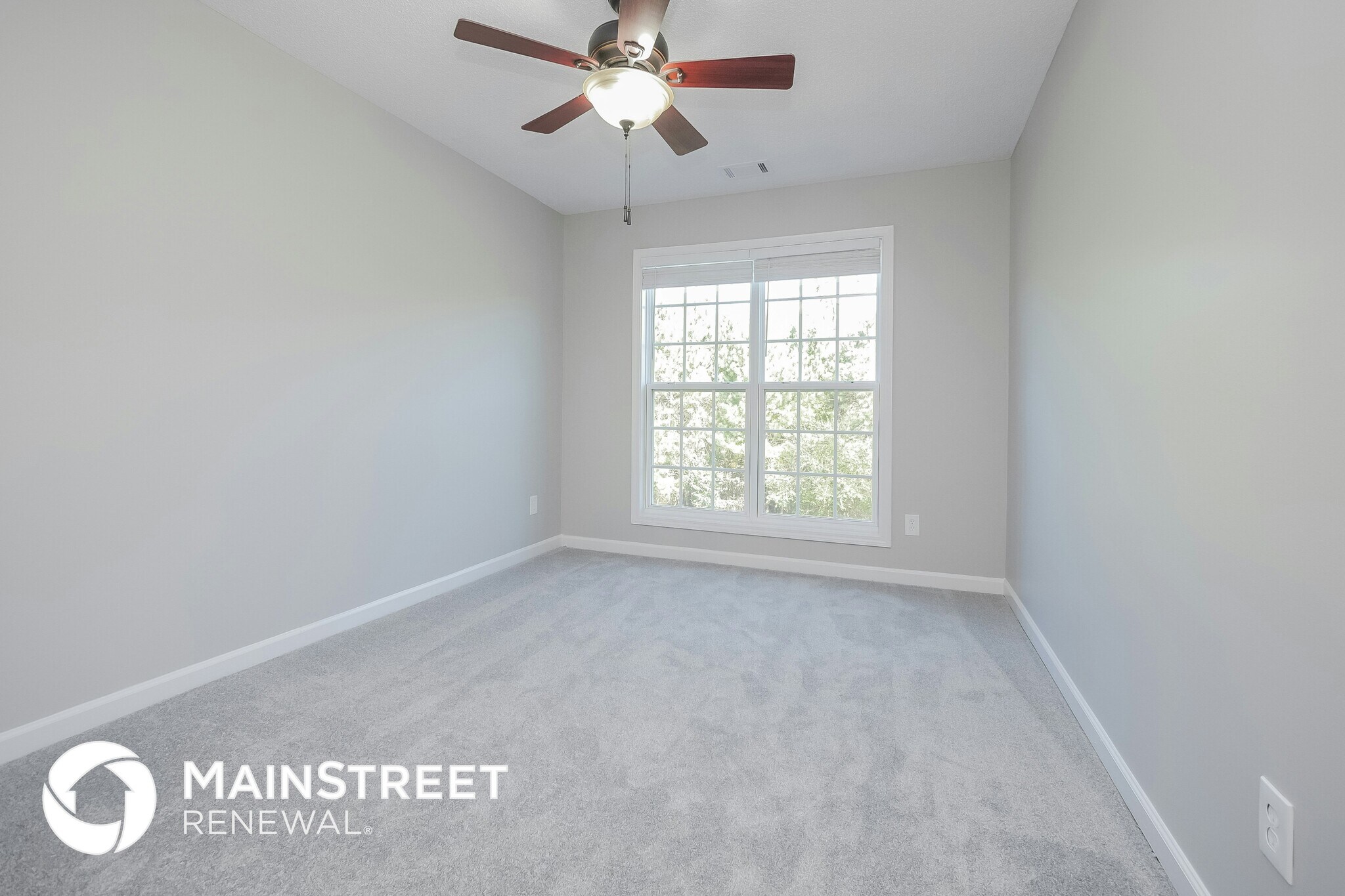 Building Photo - 1785 Emerald Dr