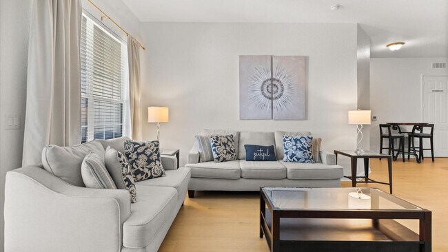 Building Photo - 5024 Shoreway Loop