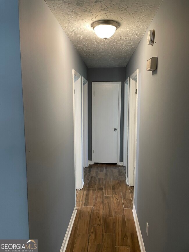 Building Photo - 6356 Steepleridge Ct