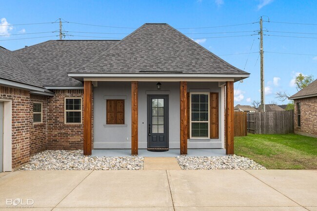 Building Photo - 3 Bedroom 2 Bath in Cypress Bend