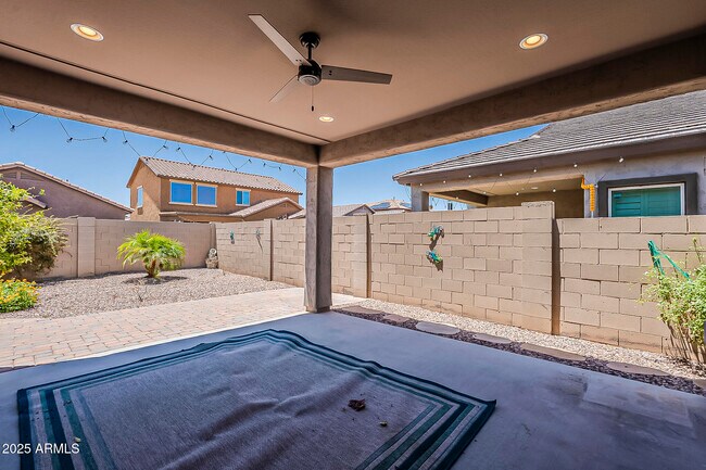 Building Photo - 10819 W Bronco Trail