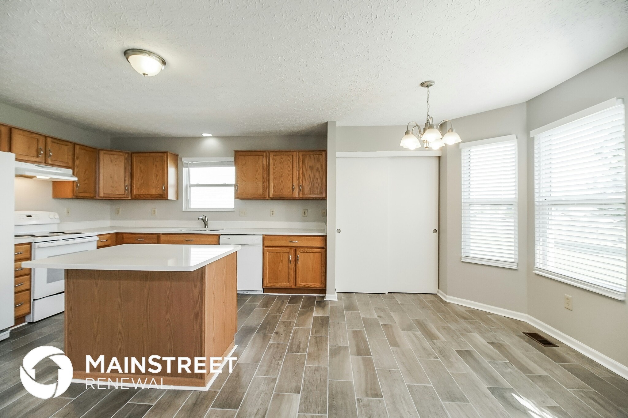 Building Photo - 2284 Brookbank Dr