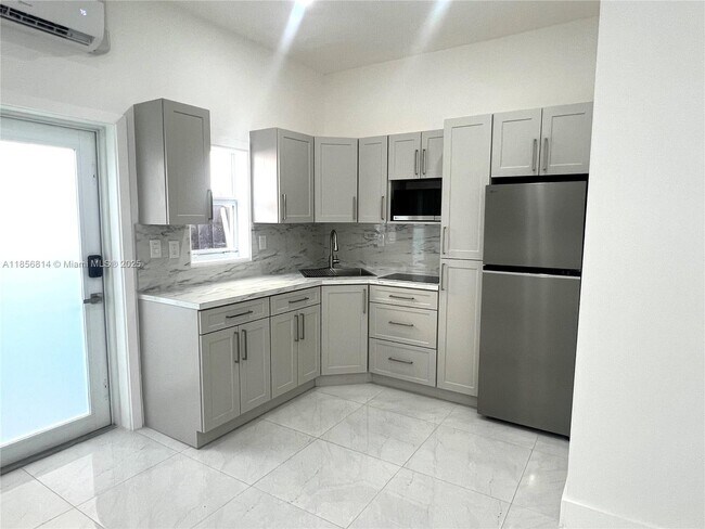 Building Photo - 24424 SW 118 Ct