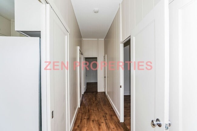 Building Photo - 3 bedroom, 2.5 bath home for rent in Lower...