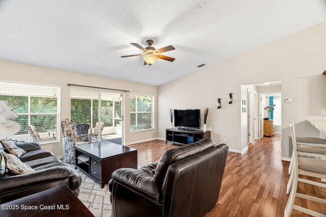 Building Photo - 1015 Homewood Ave