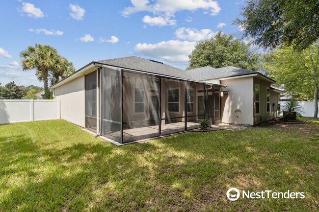 Building Photo - Roses Bluff Home in Yulee!