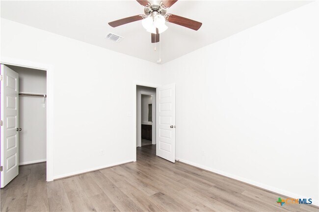 Building Photo - 6808 Verona Pl