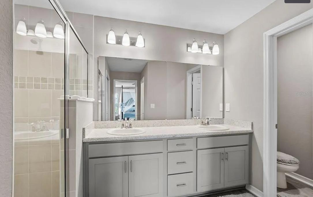 Building Photo - 529 Vittorio Dr