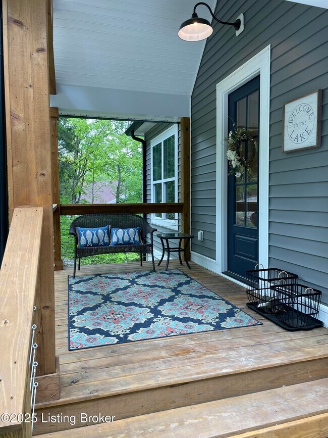 Building Photo - 84 Lakeside Dr