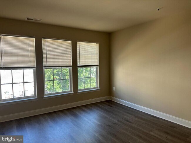 Building Photo - 11904 Weybridge Lane