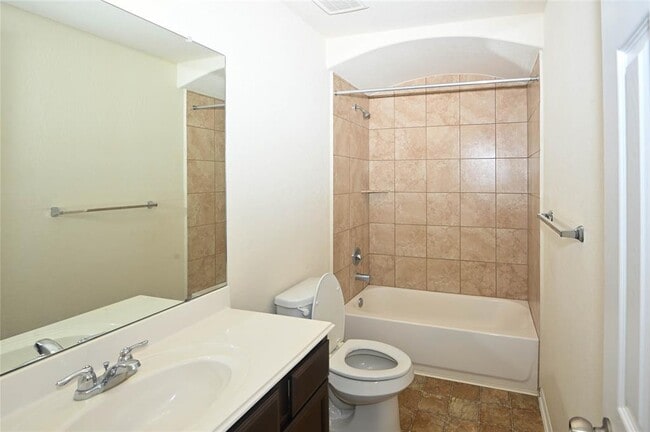 Building Photo - 14910 Hope Hills Ln
