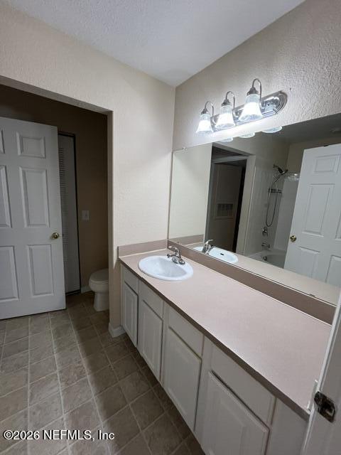 Building Photo - 13700 Richmond Park Dr N