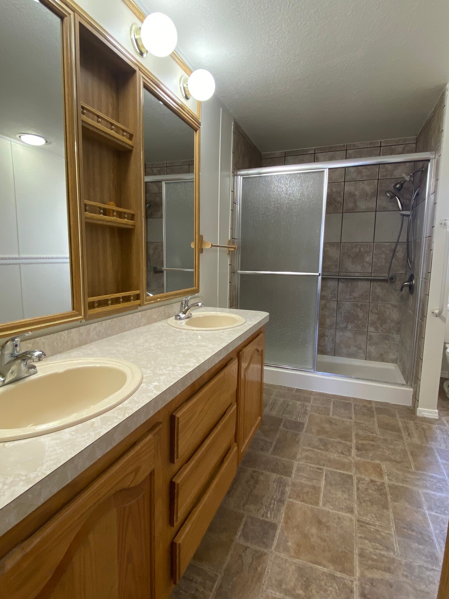 Building Photo - 1827 Westminster Ave