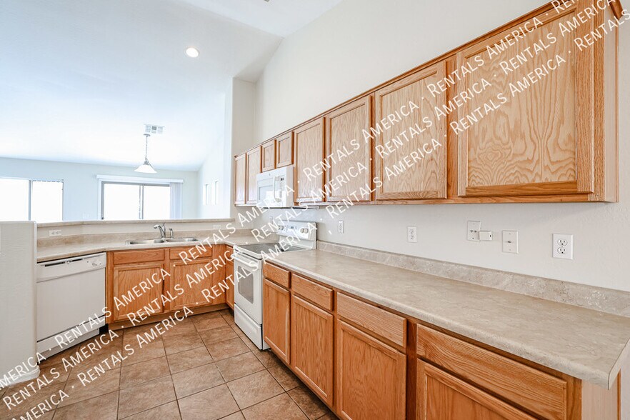 Building Photo - 6718 S Garnet Way