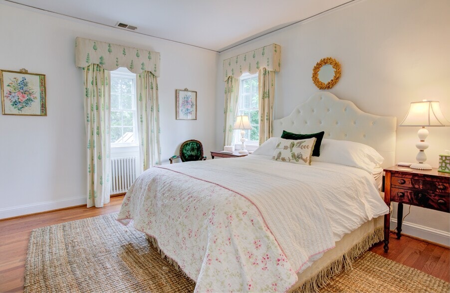 Secondary Upstairs Bedroom - 207 Cameron Ln