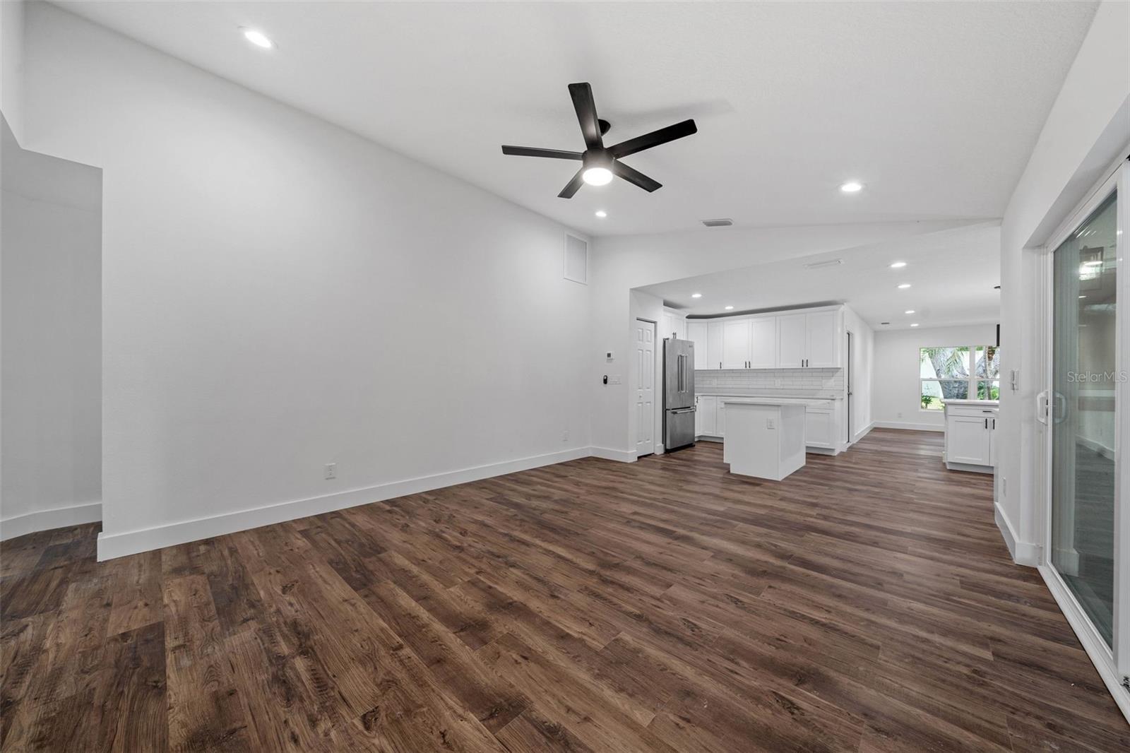 Building Photo - 12335 Yellow Rose Cir