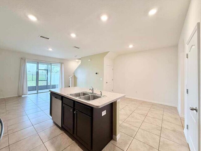 Building Photo - 212 Feltrim Reserve Blvd
