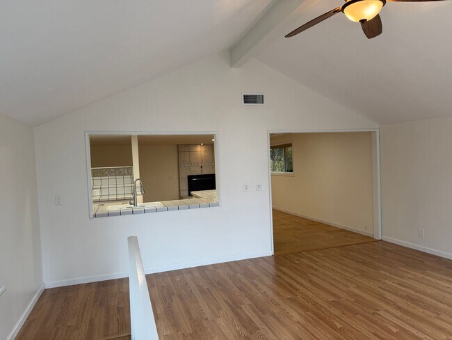 Building Photo - Beautiful 4 bedroom, 3 bathroom home in Eugene! MOVE IN SPECIAL!