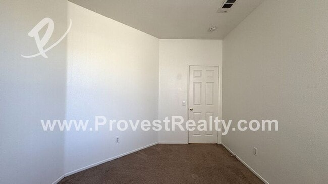 Building Photo - 14550 Chippendale Cir
