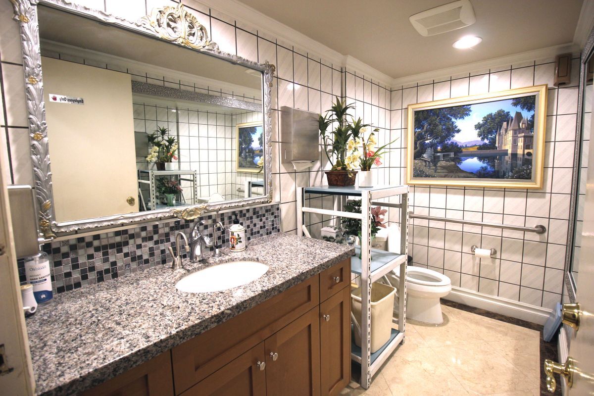 Building Photo - 7920 Orangethorpe Ave