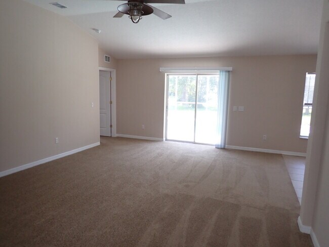 Building Photo - Pool home in Indian Trails