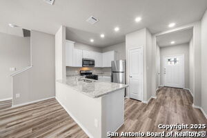 Building Photo - 130 Damon Dv