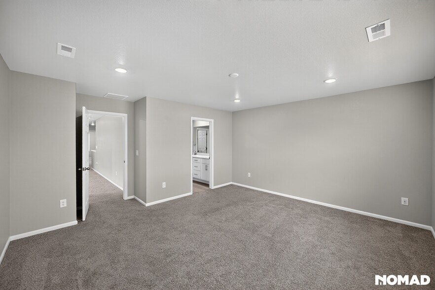Building Photo - 745 N Tempe St