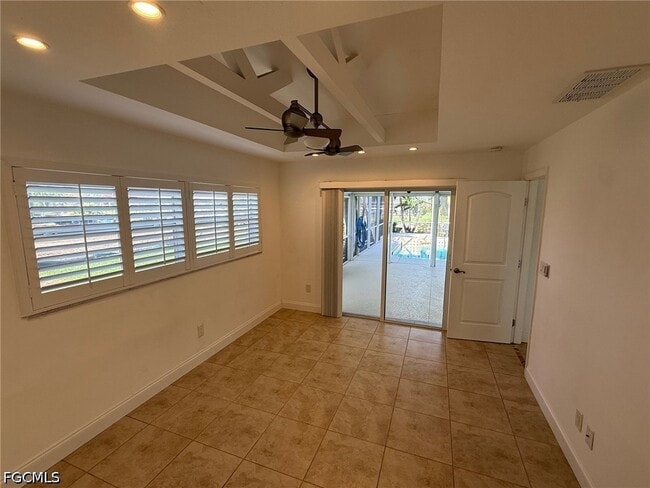 Building Photo - 5354 Coral Ave