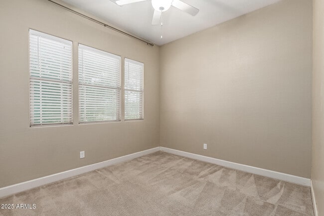 Building Photo - 14762 W Georgia Dr