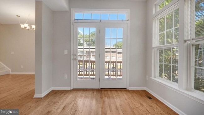 Building Photo - 4724 Hanrahan Pl