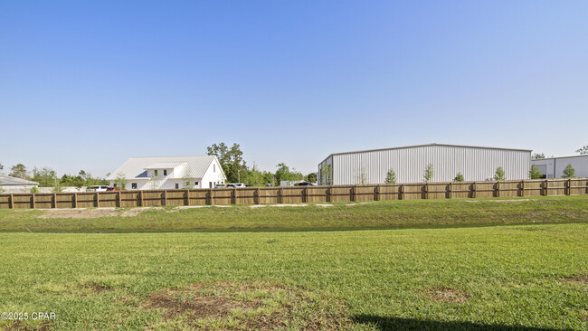 Building Photo - 1761 Jakes Dr