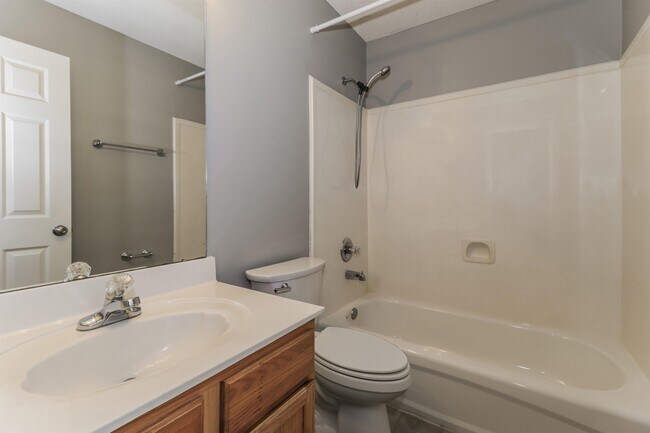 Building Photo - 9762 Misty Pine Dr