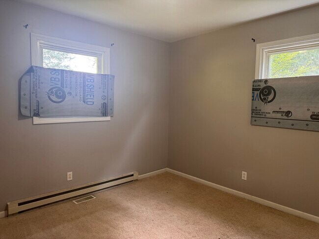 Building Photo - 10486 Melms Rd