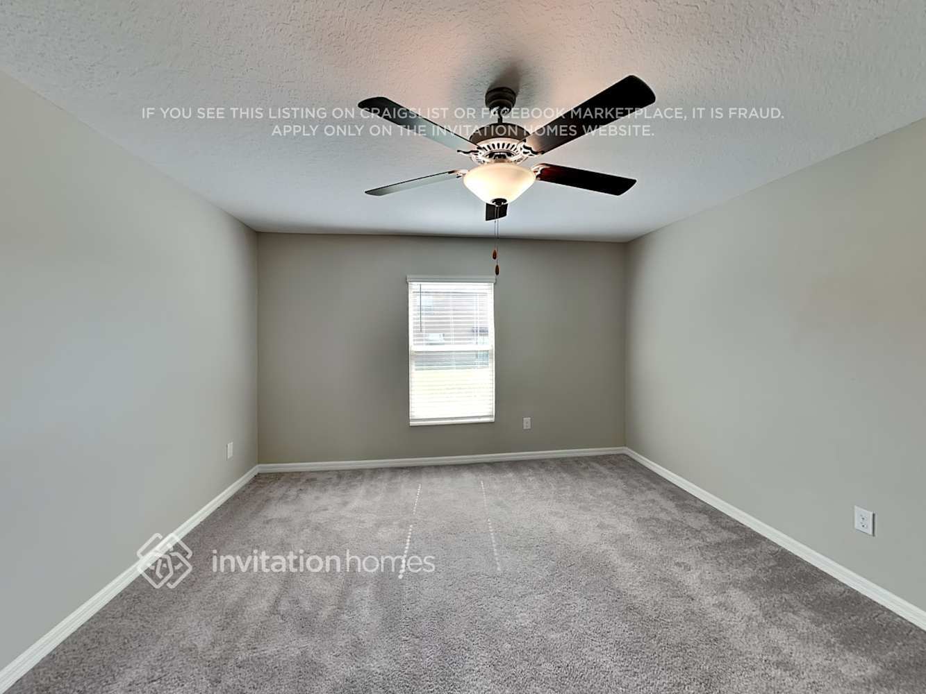 Building Photo - 1573 Blue Rose Dr
