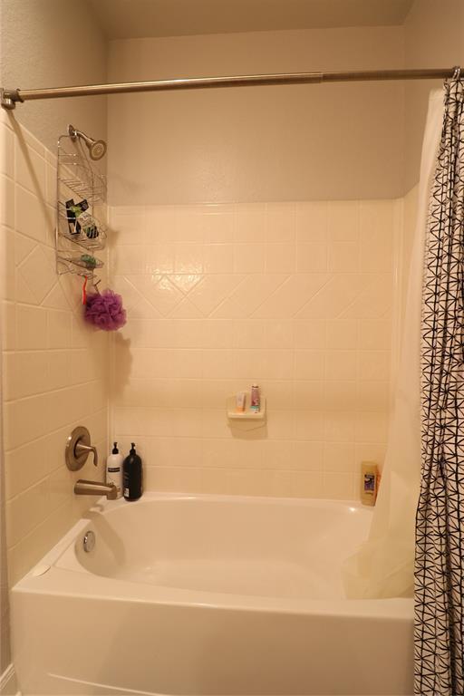 Building Photo - 6126 Emberwood Falls Dr