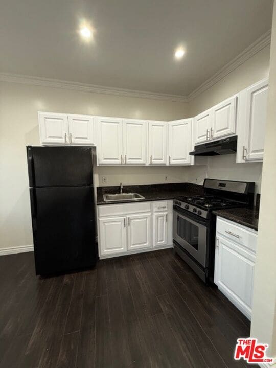 Building Photo - 334 Heliotrope Dr