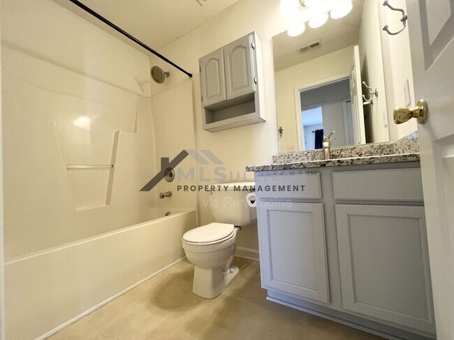 Building Photo - 4504 Conklin Dr