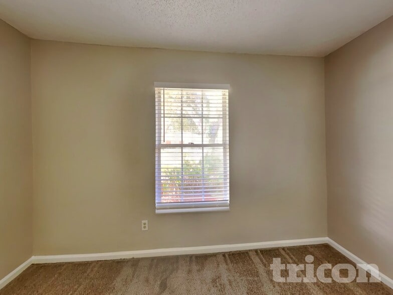 Building Photo - 1133 Linwood Loop