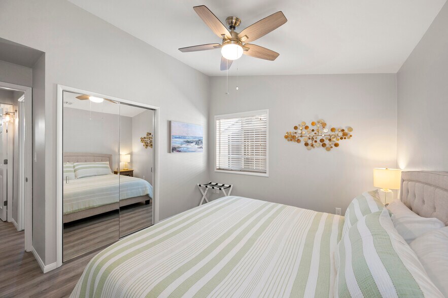 Building Photo - 3244 Marathon Drive