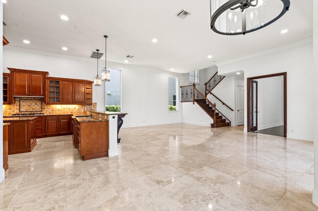 Building Photo - 17550 Circle Pond Ct