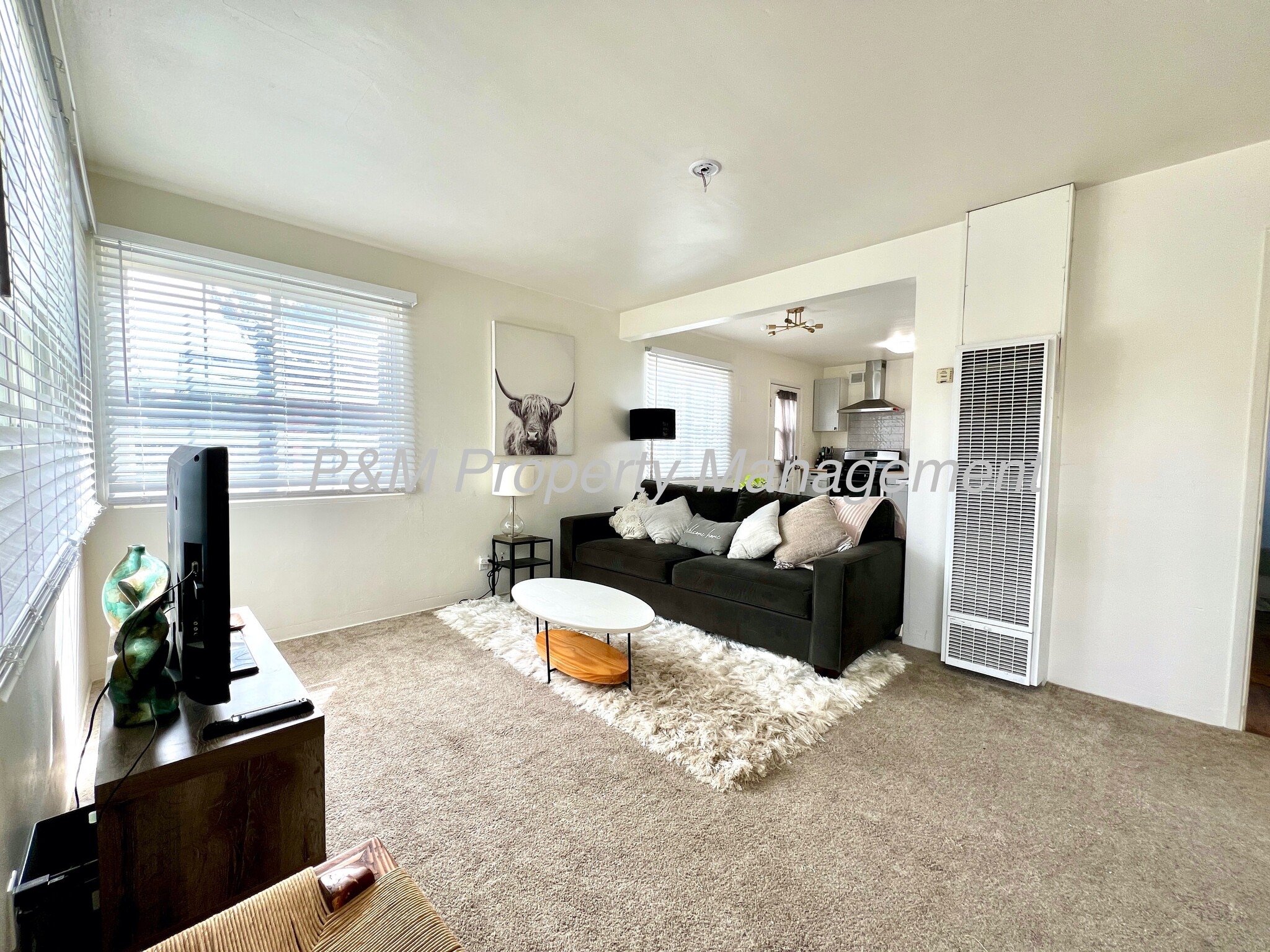 Living room - 7437 Hyatt St