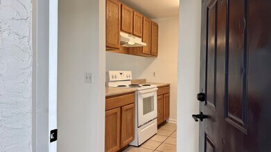 Building Photo - 101-107 Cory Ln