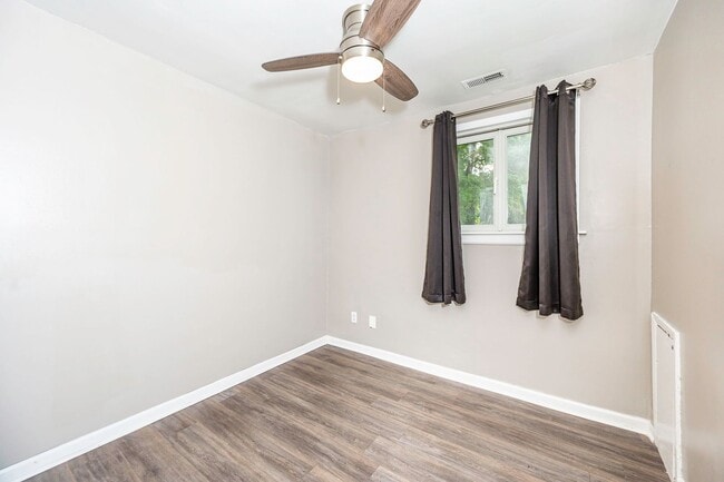 Building Photo - 2506 Inman Ave
