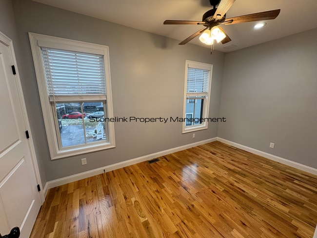 Building Photo - 110 Hudson St