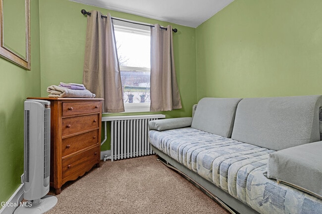 Building Photo - 67 Hill St