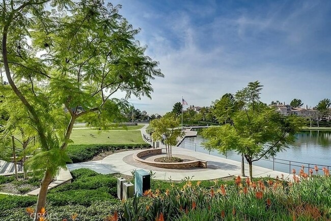 Building Photo - 11 Wild Horse Loop