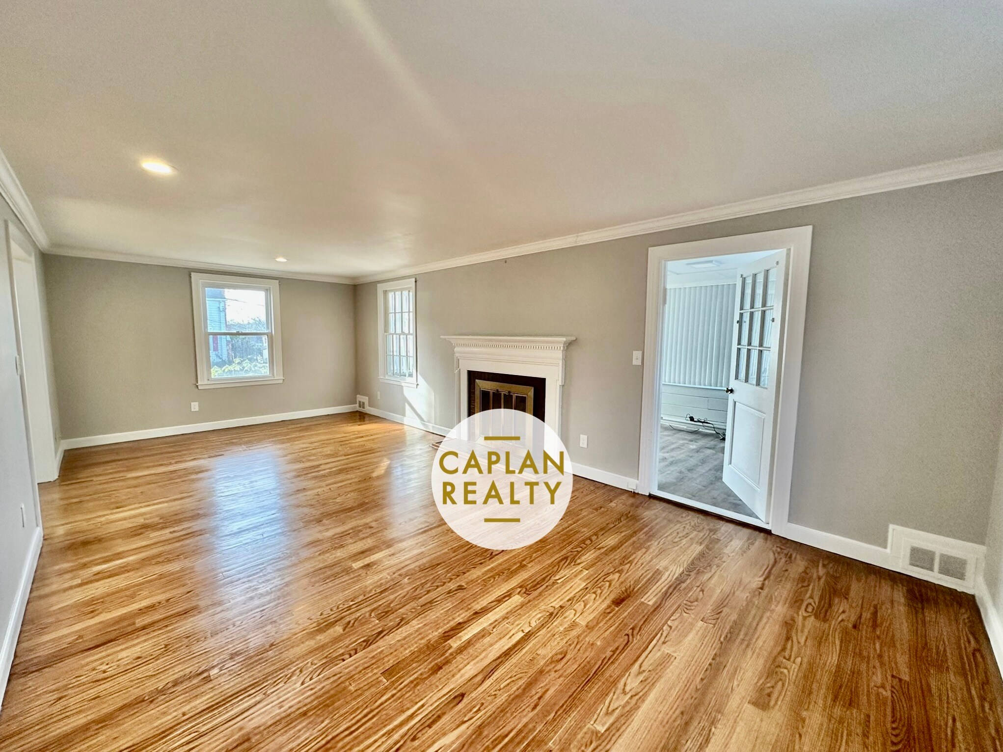 Building Photo - 29 Wellington Rd