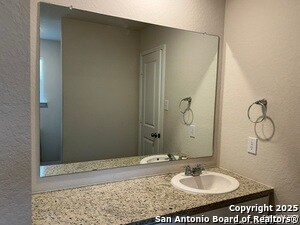 Building Photo - 918 Andean Emerald