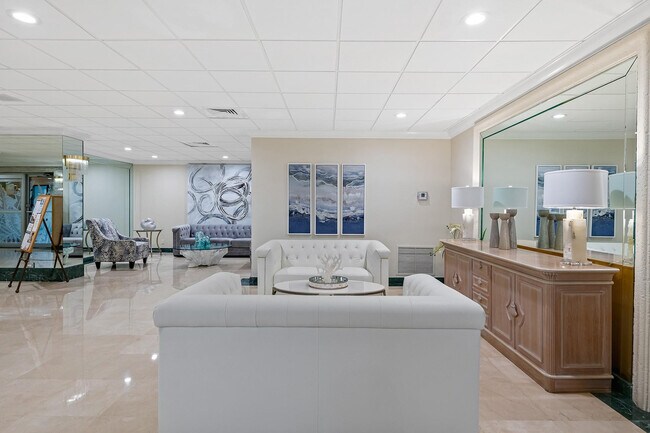 Building Photo - 3900 Galt Ocean Dr
